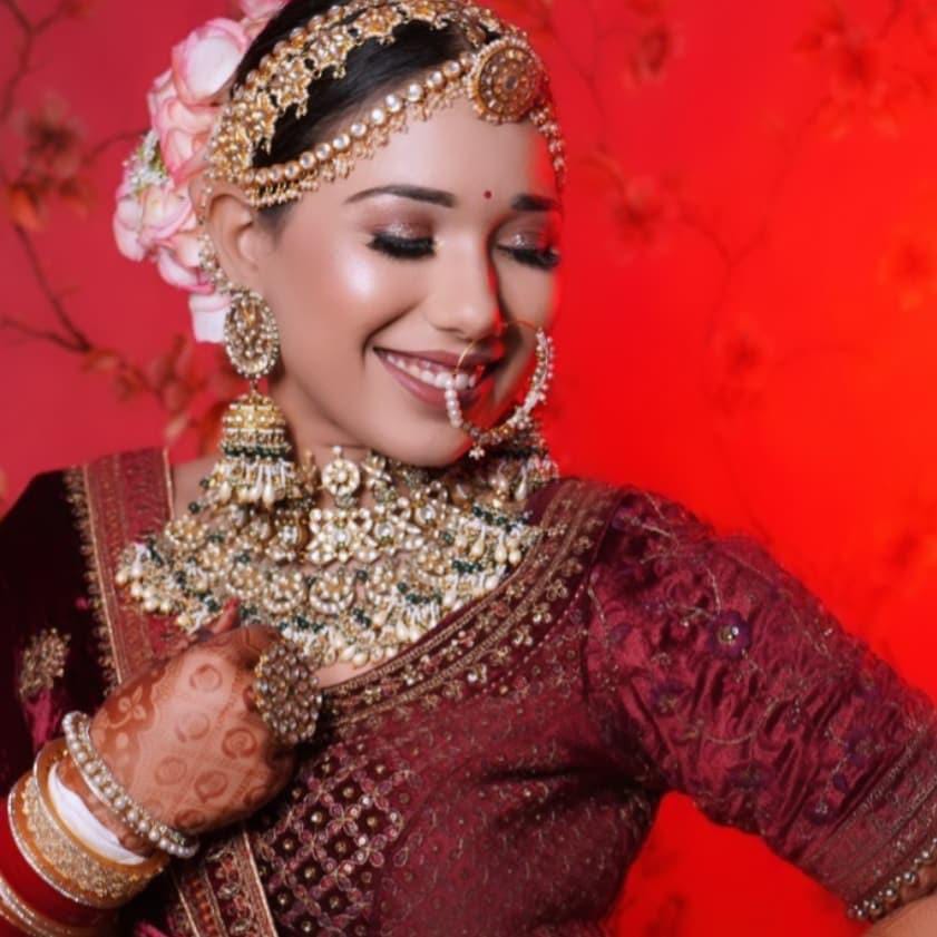 Bridal makeup by Boobna